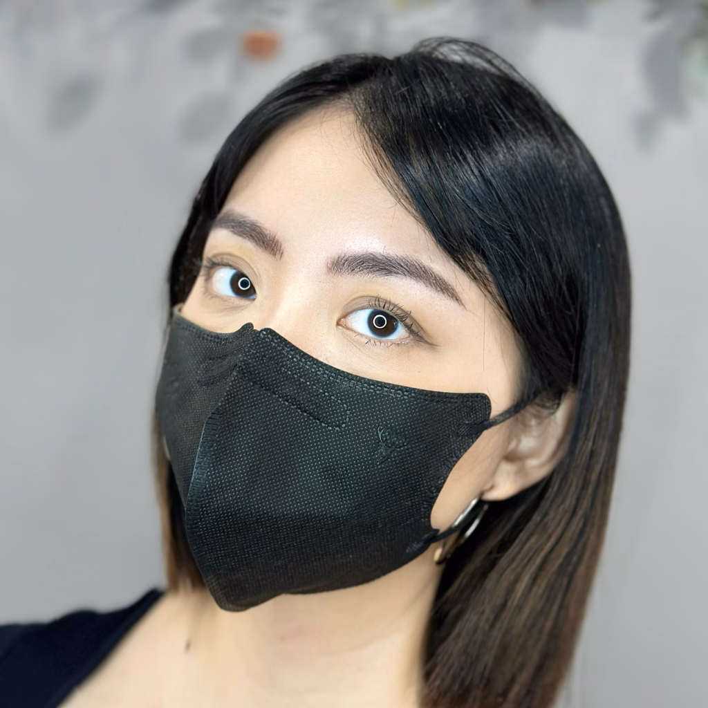 女士飄霧眉／圖來源：客人作品集